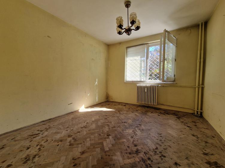 Apartament cu 2 camere semidecomandat în Tomis III