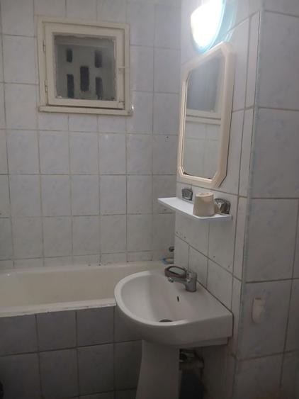 Apartament cu 2 camere semidecomandat în Micro 17