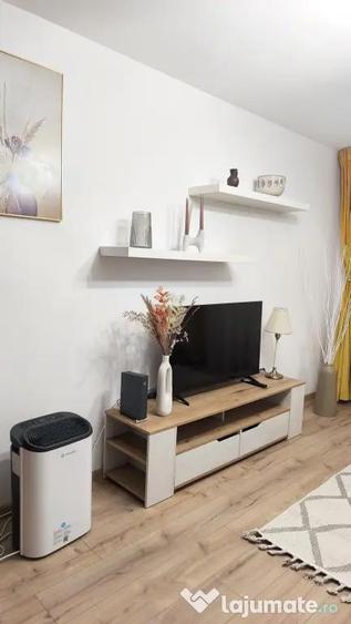 Inchiriez garsoniera superba, situata la parter, in zona Malu Ro?u - 10