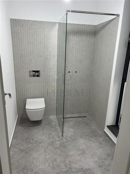 Duplex cu 4 camere cu Canalizare în Moșnița Veche