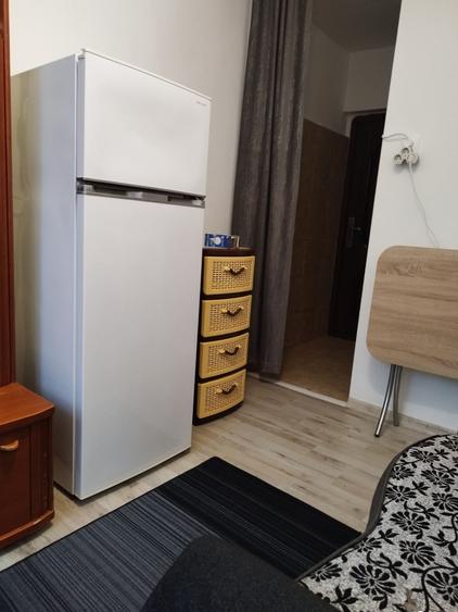 Garsonieră în Craiovița Nouă