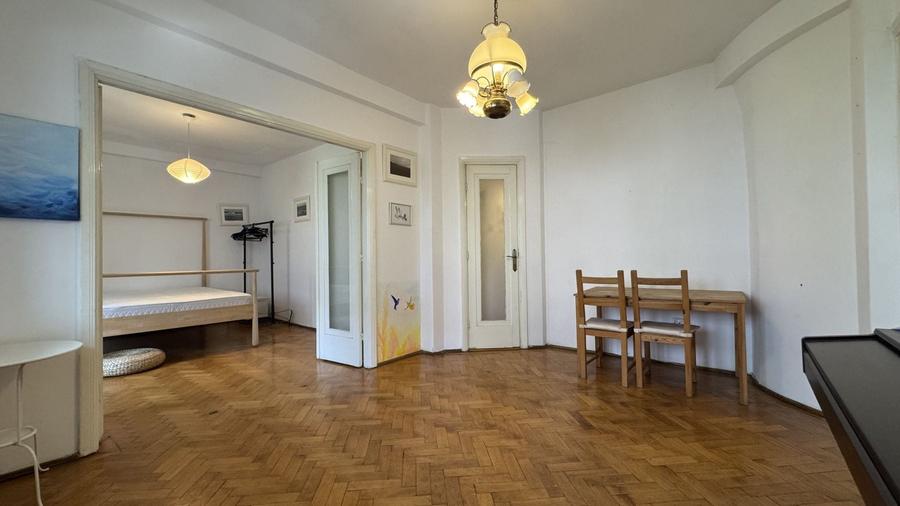 Apartament cu 2 camere semidecomandat, mobilat în Gara de Nord