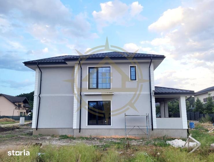 Casă cu 5 camere cu Teren 500 Mp în Corbeanca