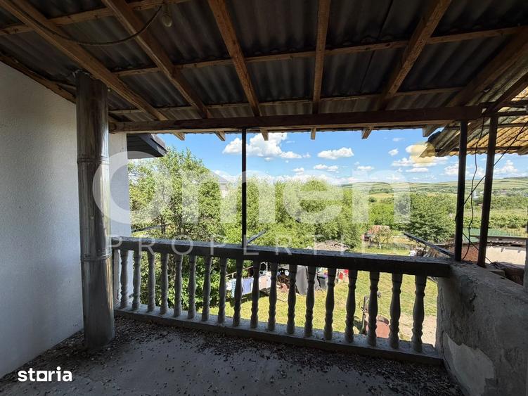 Apartament cu 3 camere în Curtuiușu Mare