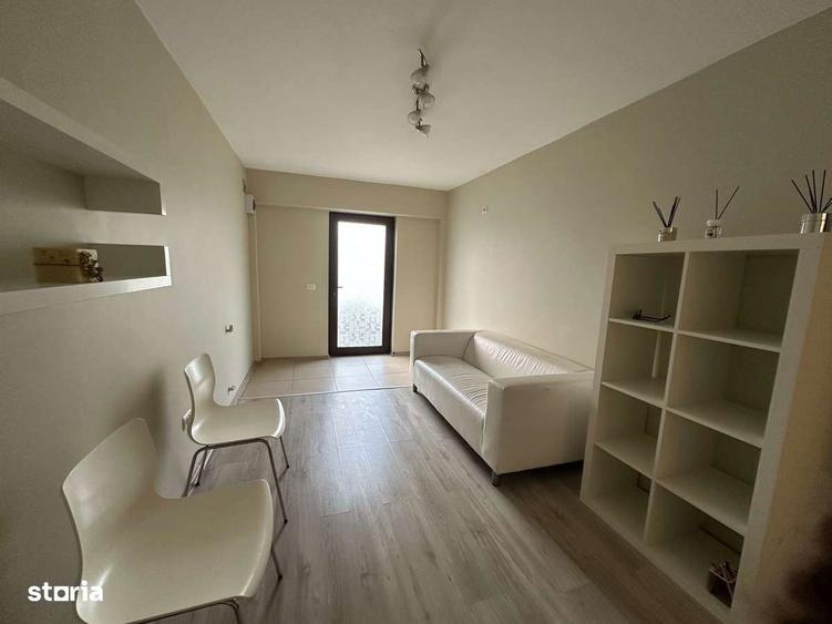 Spațiu comercial, de 15 mp, în Pelican
