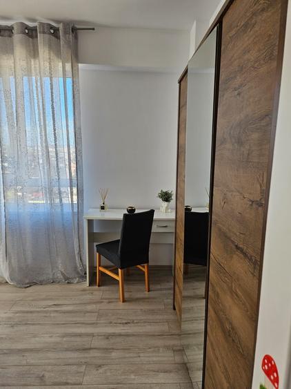 Apartament cu 2 camere decomandat în Valea Adâncă