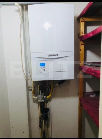 Apartament cu 3 camere decomandat în Tudor