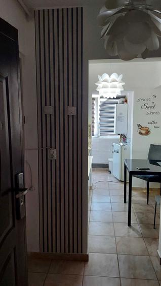 Inchitiez aptament cu o camera,40 m,zona Bulevard,pizzeria Grigo,cu vedere la bulevard - 1