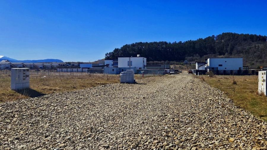 Sanpetru-Teren deosebit 760 mp – zona Dealul Lempeș, utilități, proiect casa - 6