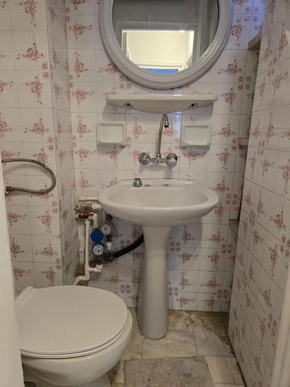 Garsoniera etaj 1 UMT balcon baie si bucatarie din constructie amenajata integral mobilata utilata - 17
