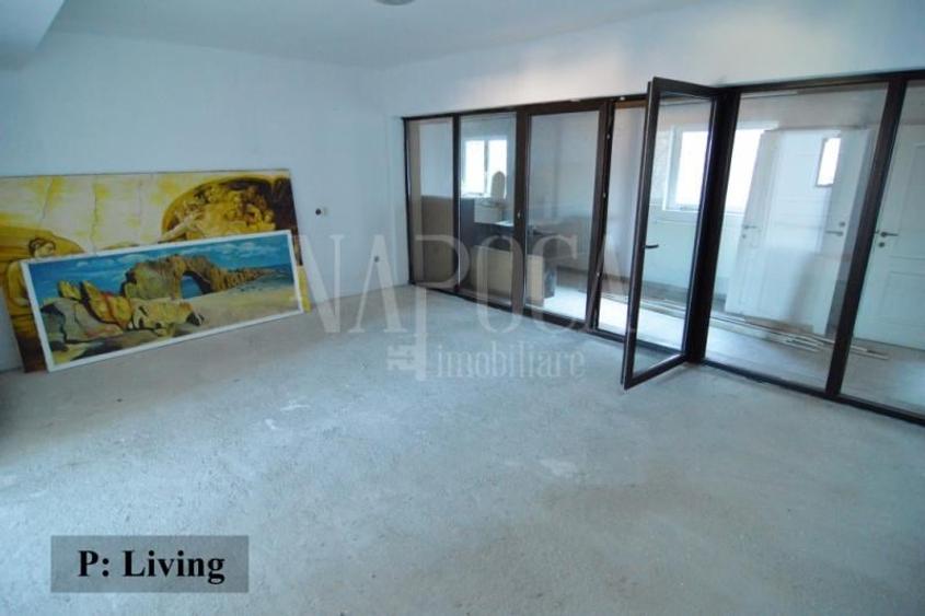 Casa 9 camere de vanzare in Floresti - 2