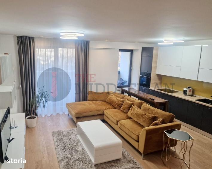 Apartament cu 3 camere semidecomandat în Aviației