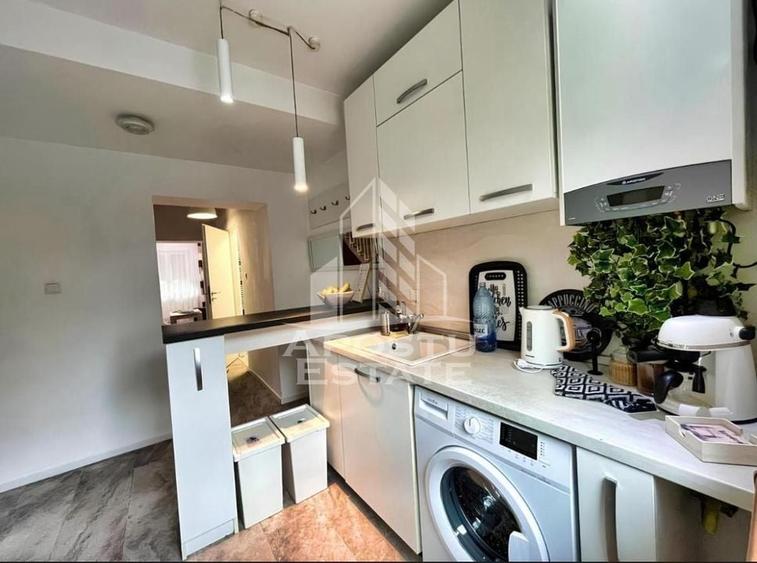 Casa 6 camere ideala pentru locuinta si afacere,zona Lunei - 4