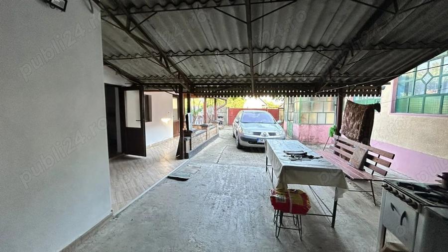 Casă cu 4 camere cu Teren 1450 Mp în Jebel