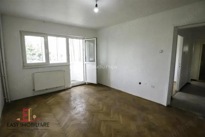 Apartament 3 camere etaj intermediar, bloc izolat, 2 balcoane, Dambu Pietros