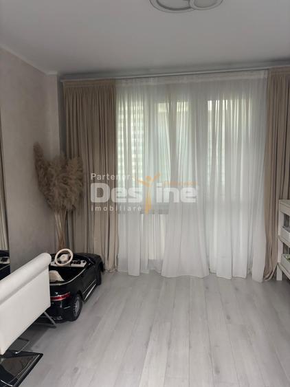 APARTAMENT 4 CAMERE - 4