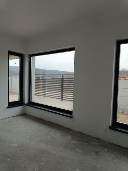 Casa de vanzare Leamna de jos. - 1