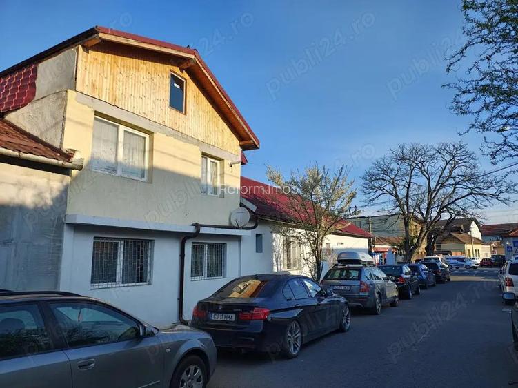 Casa multifamiliala cu 4 unita?i locative, aproape de centrul ora?ului ideala pentru investi?ie! Casa multifamiliala cu 4 unita?i locative, aproape de centrul ora?ului ideala pentru investi?ie!