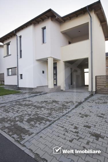 Casa finisata, partial mobilata, la superpret - cartier nou in Dezmir - 2