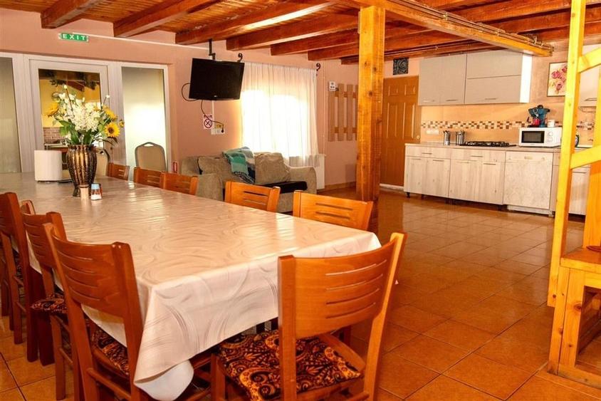 PENSIUNE P+2 | 8 CAMERE | ZONA VARTOP - ARIESENI - 3