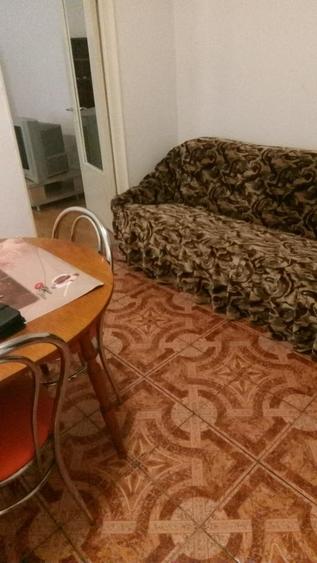 Garsonieră decomandată în Apărătorii Patriei