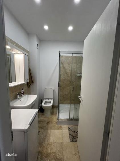 Proprietar,inchiriez garaoniera - 1