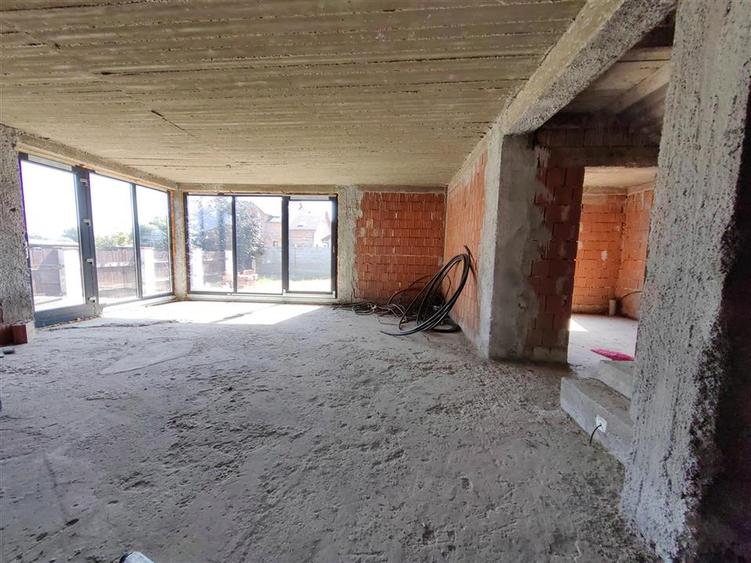 Casa NOUA cu 6 camere in Fantanele - 1