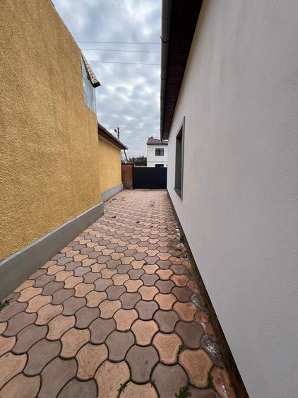 Vand casa plus afacere profitabila cu o vechime de 20 de ani in Bujac - 4