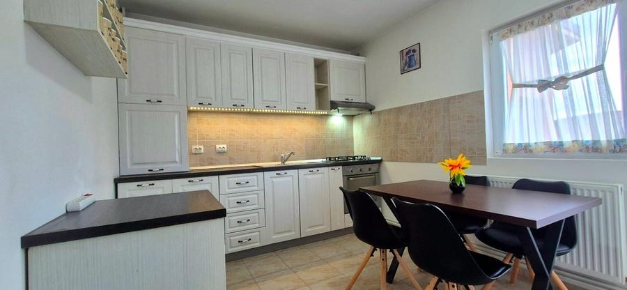 Proprietar, Casa Individuala,128mp, 5camere,3bai, + 44mp-2 terase, teren 400mp - 6