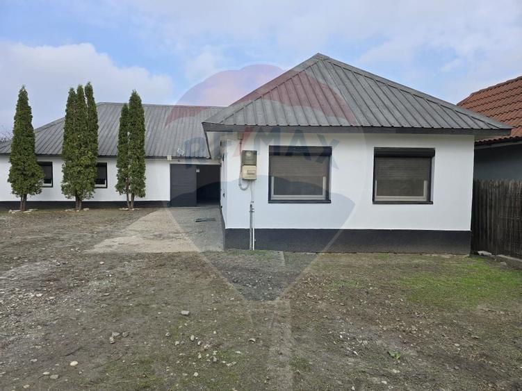 Spatiu comercial/ Casa zona Bariera Valcii - 1