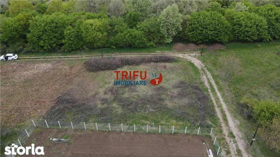Teren de vanzare in zona Podei - 1