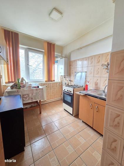 3 Camere confort 1, Zona Garii etaj 2 Liber - 4