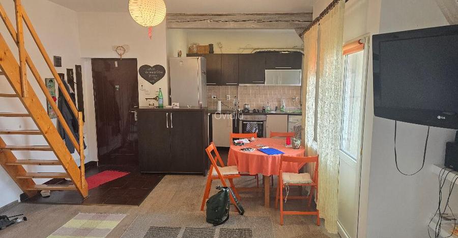 Vand apartament 3 camere cu scara interioara,2 nivele in Deva, Minerul
