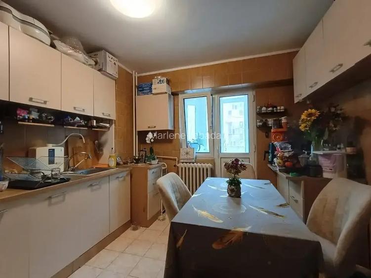 Apartament cu 2 camere, decomandat, Unirii, Zepter Apartament cu 2 camere, decomandat, Unirii, Zepter