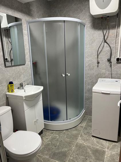 Inchiriez garsoniera zona Dunarea,str Crisan,blocul de la posta!Garsoniera recent renovata,mobilata,utilata ,pret 200 euro plus garantie 200! - 4