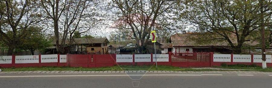 Casa ?i teren de 9 600mp de vanzare in Galicea Mare - 4