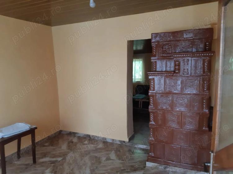 Casa 80 mp + 2.982 mp teren, Costuleni Ia?i, DN28 58.000 negociabil - 6