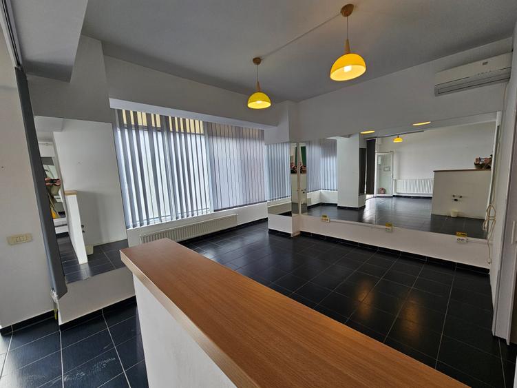 Spațiu Comercial Stradal Militari Residence-Tineretului 13, parter, 64mpu, 700€ - 1