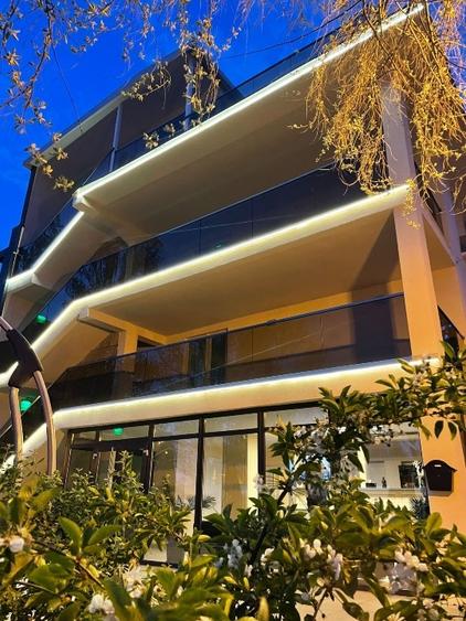 Hotel complet renovat | 66  unitati cazare | situat central in Mamaia, Constanta - 1