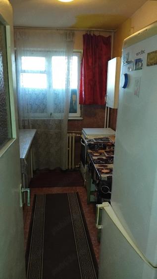 Apartament cu 3 camere nedecomandat în Nord