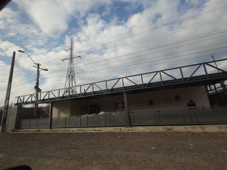 Spatiu servicii la Drum European - 2