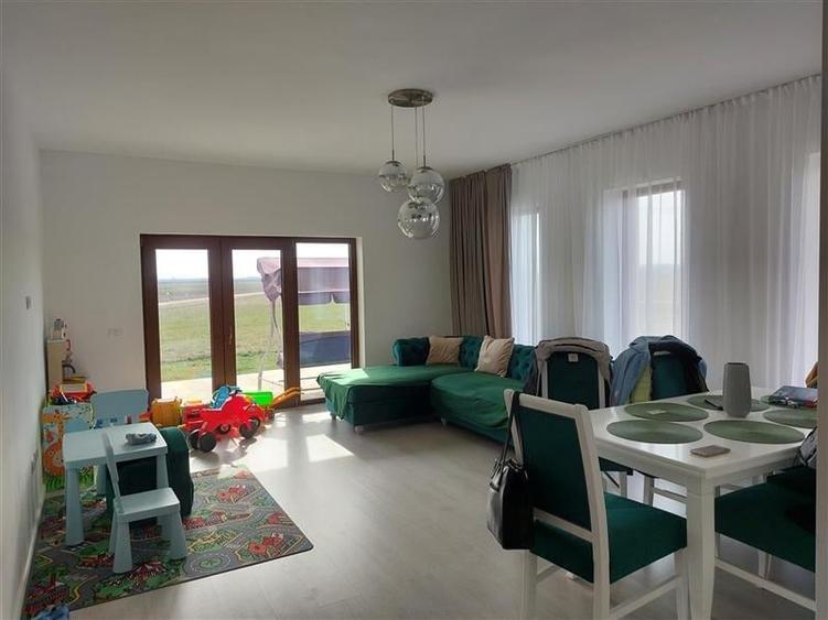 Casa spatioasa in cartier nou, Vladimirescu - 2