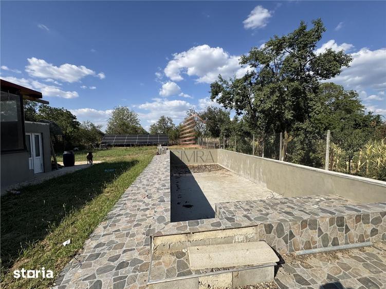 Casă cu 4 camere cu Teren 8418 Mp în Saca