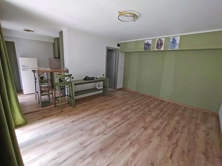 Inchiriez spatiu comercial central Hunedoara - 6