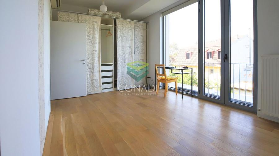 Duplex - Proiect castigator al "Anualei de Arhitectura" - 3 camere - 18