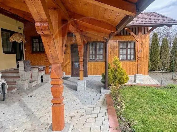 Casa / Vila cu 6 camere de vanzare - 12