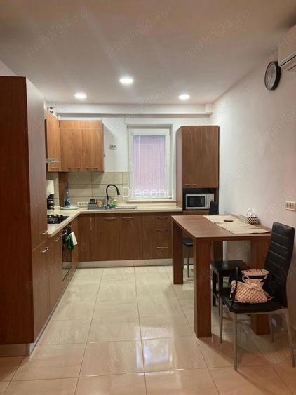 De inchiriat apartament cu gradina si foi?or De inchiriat apartament cu gradina si foi?or