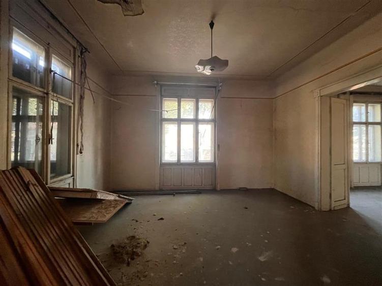 Timisoara, Vila Istorica Cu Teren Generos De 802 Mp. Zona Balcescu-Elisabetin - 12