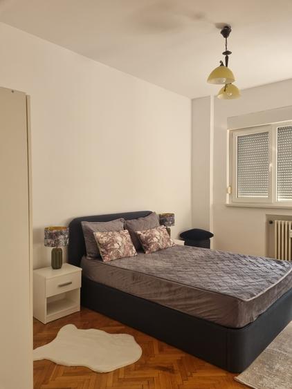 Dacia - Metropolis - 10