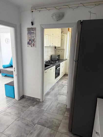 Inchiriez apartament central,mobilat si utilat - 8